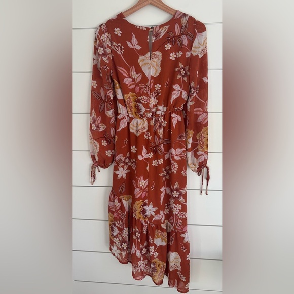 June & Hudson Floral Midi Dress - Picture 3 of 3